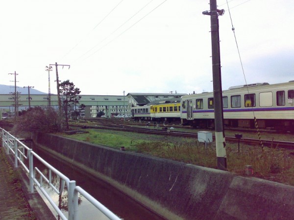 長門市駅・駅裏から（西半分）