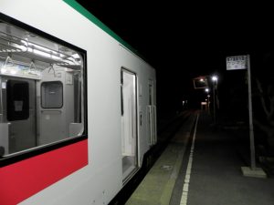 停車中の陸羽東線